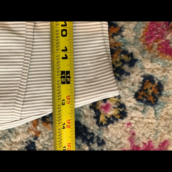 Capri Stretch Pants - Picture 9 of 13